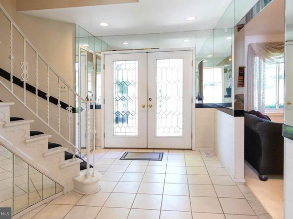 36 Summer Place, Huntingdon Valley PA 19006