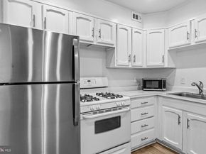 7400 Lakeview Drive N404, Bethesda MD 20817