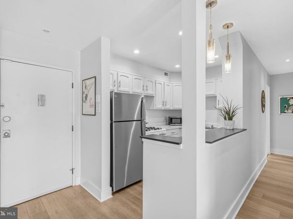 7400 Lakeview Drive N404, Bethesda MD 20817
