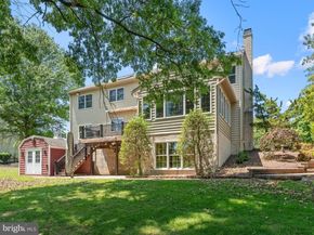 1424 Ridgewood Lane, Newtown PA 18940