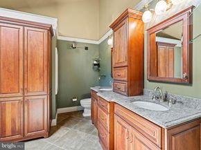 1424 Ridgewood Lane, Newtown PA 18940