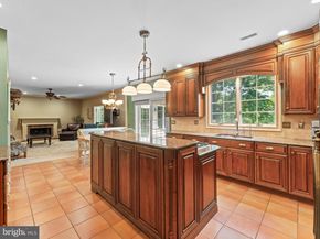 1424 Ridgewood Lane, Newtown PA 18940