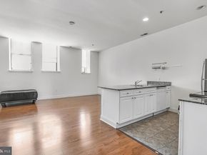 1001 Chestnut Street 1003W, Philadelphia PA 19107