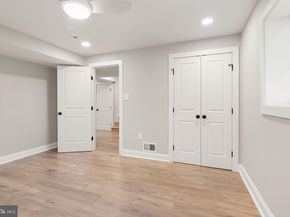 3667 N Harrison Street, Arlington VA 22207