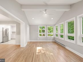 3667 N Harrison Street, Arlington VA 22207