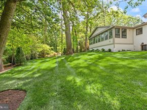 3667 N Harrison Street, Arlington VA 22207
