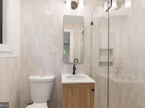 3667 N Harrison Street, Arlington VA 22207