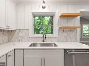 3667 N Harrison Street, Arlington VA 22207