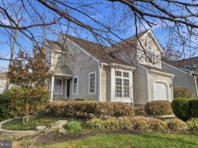 1285 Lamplighter Way, Reston VA 20194