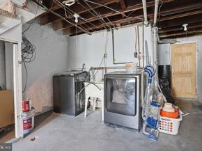 1233 E Cheltenham Avenue, Philadelphia PA 19124