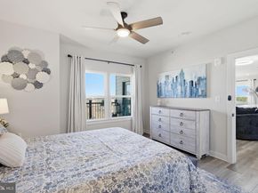 12875 Mosaic Park Way 4X, Herndon VA 20171