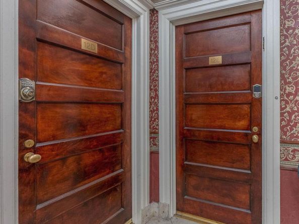 250 S 13TH Street 12E, Philadelphia PA 19107