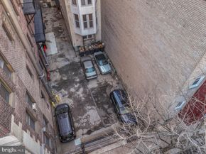 250 S 13TH Street 12E, Philadelphia PA 19107