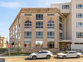 5885 Colorado Avenue NW 204, Washington DC 20011