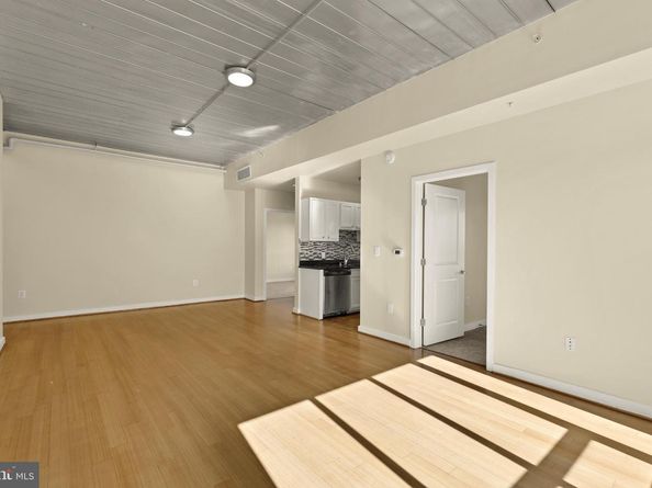 5885 Colorado Avenue NW 204, Washington DC 20011