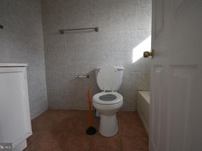 1303 S 8TH Street, Philadelphia PA 19147