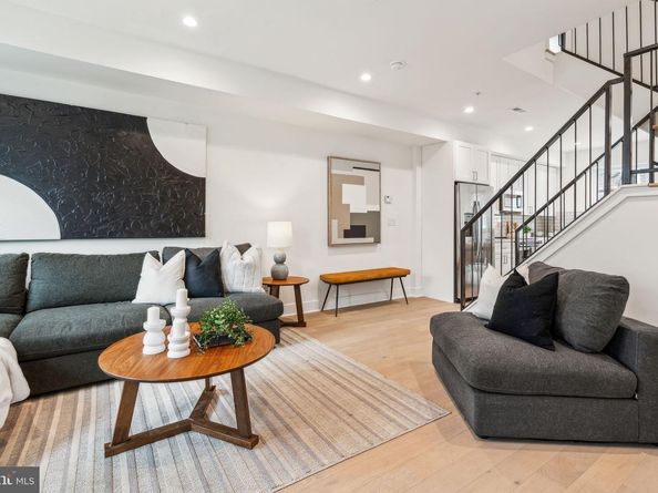 1409 S Napa Street, Philadelphia PA 19146