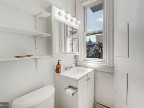 1705 P Street NW 33, Washington DC 20036