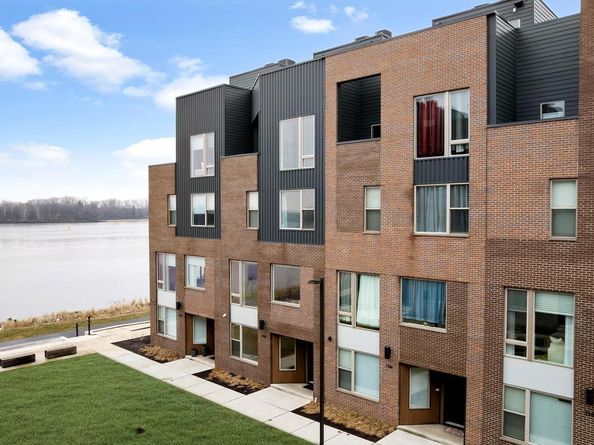 3208 Parkview Walk, Philadelphia PA 19125