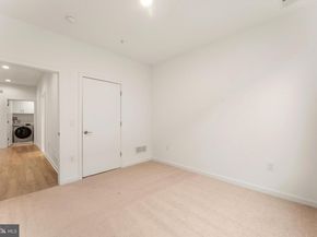 3208 Parkview Walk, Philadelphia PA 19125