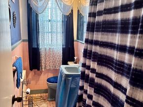 1239 E Cardeza Street, Philadelphia PA 19119