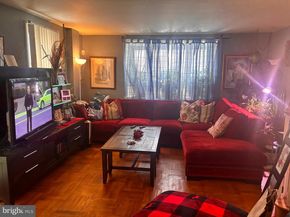 1239 E Cardeza Street, Philadelphia PA 19119