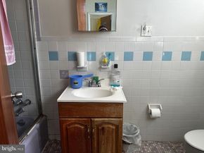 1447 S 9TH Street, Philadelphia PA 19147