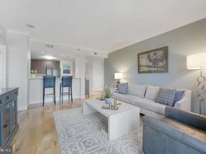 777 7TH Street NW UNIT 1124, Washington DC 20001