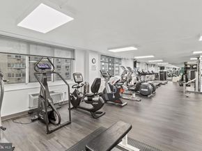 1901 John F Kennedy Boulevard 816, Philadelphia PA 19103