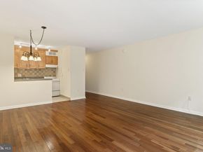 1901 John F Kennedy Boulevard 816, Philadelphia PA 19103