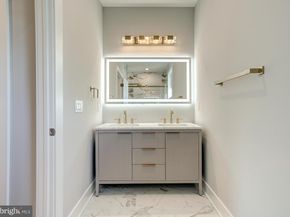 1939 N Leithgow Street, Philadelphia PA 19122