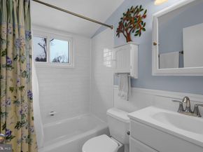 110 E Taylor Run Parkway, Alexandria VA 22314