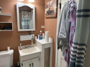 75 Lamport Road, Upper Darby PA 19082