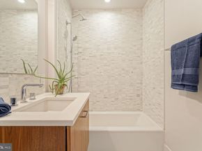 621 S 24TH Street 206, Philadelphia PA 19146