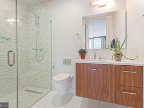 621 S 24TH Street 206, Philadelphia PA 19146