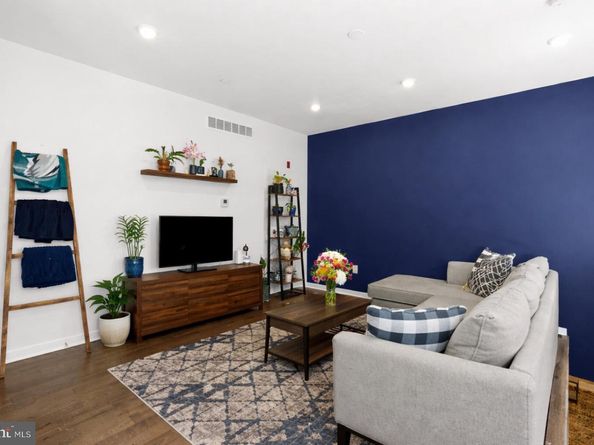 1213 N 15TH Street A, Philadelphia PA 19121