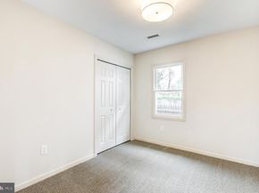 632 Greenhill Road, Sharon Hill PA 19079