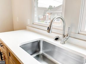632 Greenhill Road, Sharon Hill PA 19079