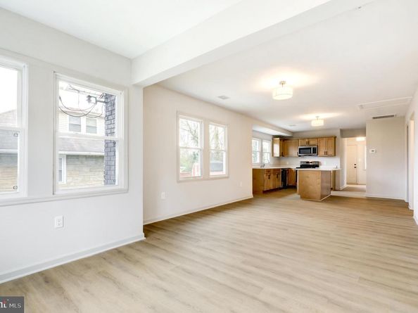 632 Greenhill Road, Sharon Hill PA 19079
