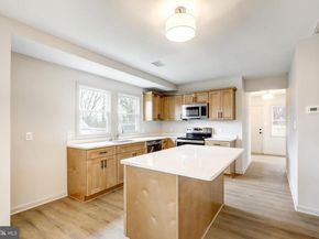 632 Greenhill Road, Sharon Hill PA 19079