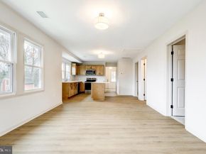 632 Greenhill Road, Sharon Hill PA 19079