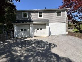 319 Crestview Circle, Media PA 19063