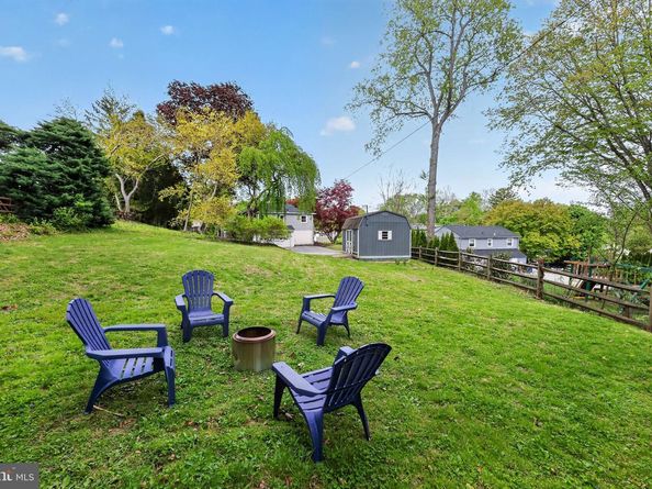 319 Crestview Circle, Media PA 19063