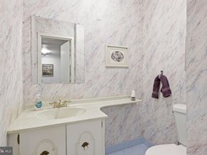 5100 Convent Lane 104, Philadelphia PA 19114