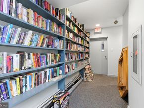 5100 Convent Lane 104, Philadelphia PA 19114