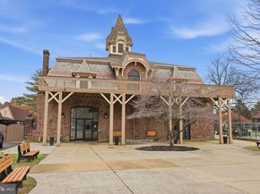 5100 Convent Lane 104, Philadelphia PA 19114