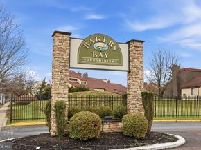 5100 Convent Lane 104, Philadelphia PA 19114