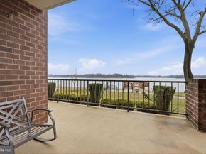 5100 Convent Lane 104, Philadelphia PA 19114