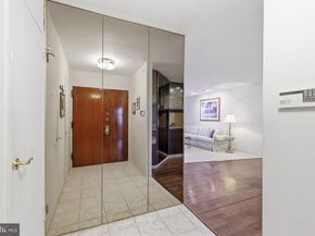 5100 Convent Lane 104, Philadelphia PA 19114