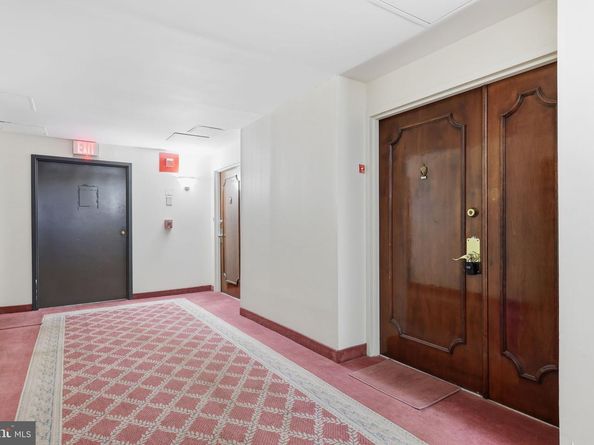 5100 Convent Lane 104, Philadelphia PA 19114